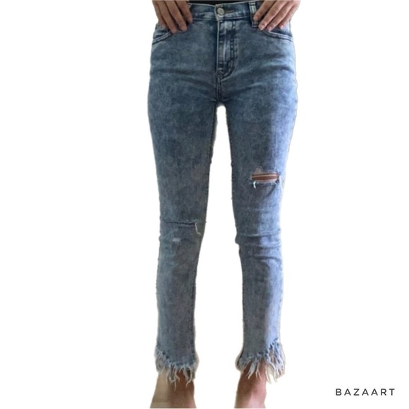 NWT Free People Acid Wash Great Heights Frayed Skinny Jeans size 27 - Picture 2 of 14